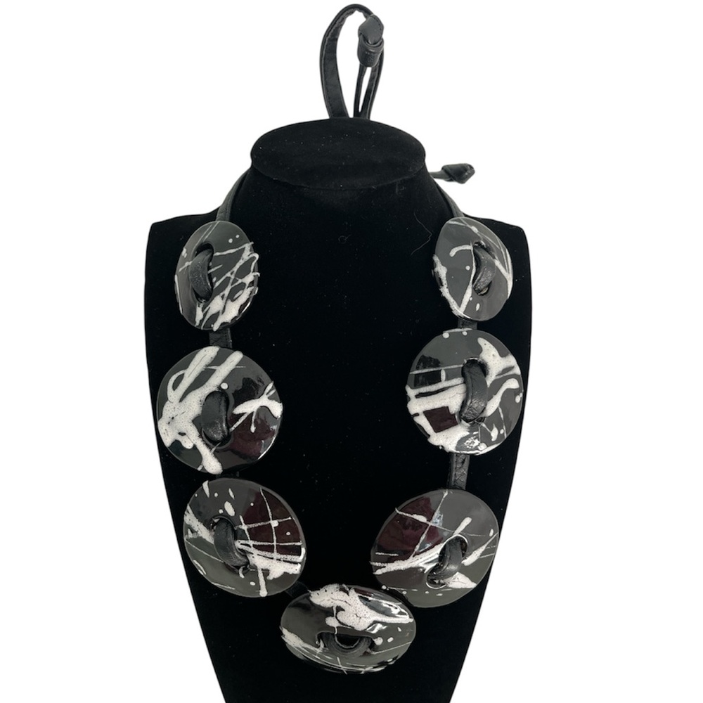 Vintage Signed Black White Round Disc Splatter Graffiti Leather Cord Necklace